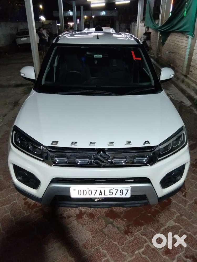 Maruti Suzuki Brezza Zxi 2022 Petrol 18600 Km Driven