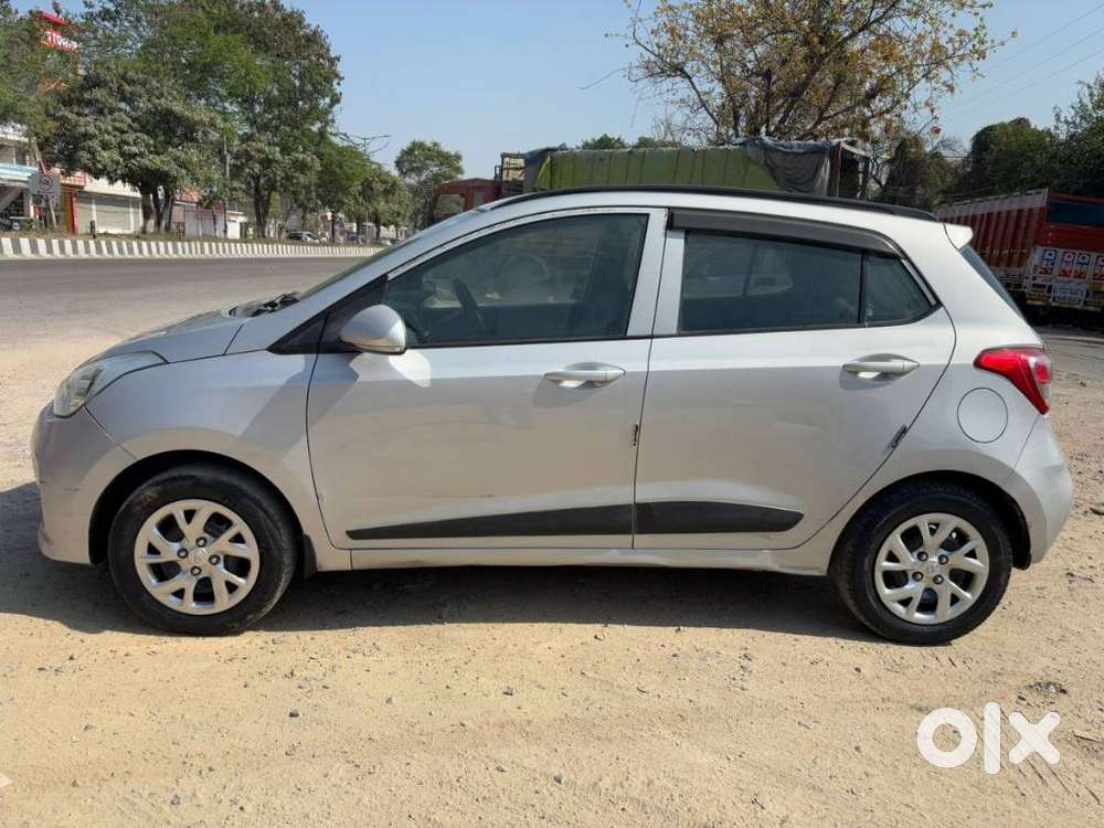 Hyundai Grand I10 2016-2017 Sportz, 2017, Petrol