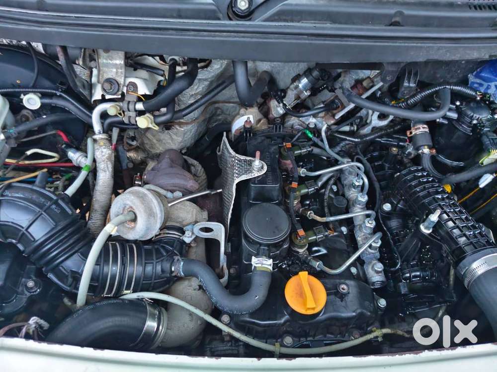 Mahindra Tuv 300 Plus 2016 Diesel Good Condition