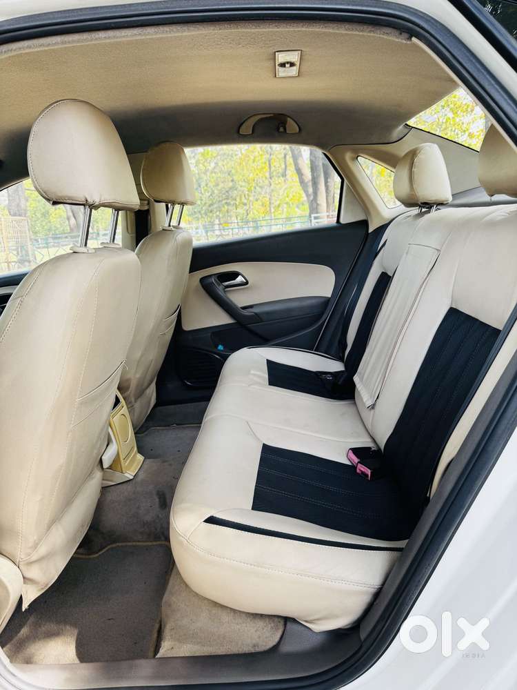 Volkswagen Vento 2010-2013 New Diesel Highline, 2011, Diesel