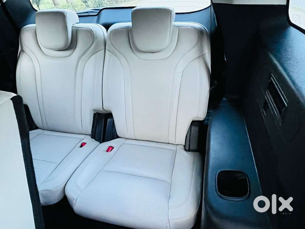 Mahindra Xuv700 2.2 Ax 7 Diesel At Luxury Pack Str, 2024, Diesel