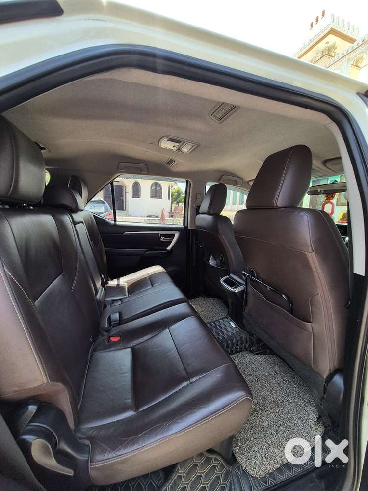 Toyota Fortuner Legender 4x2 Diesel 2018