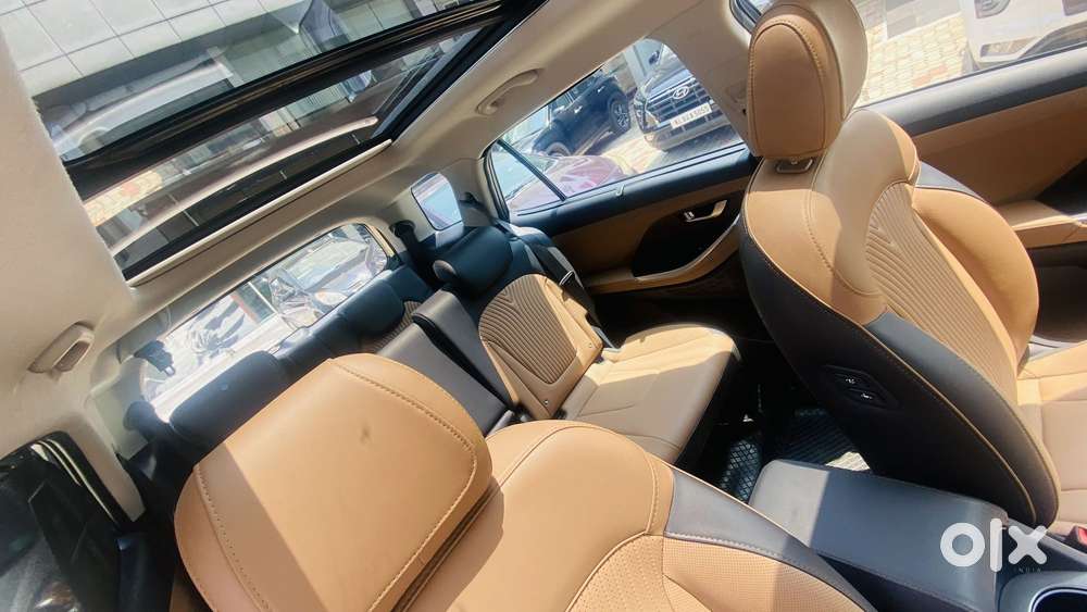 Hyundai Alcazar 1.5 Tdct Signature (o) 7s Petrol, 2024, Petrol