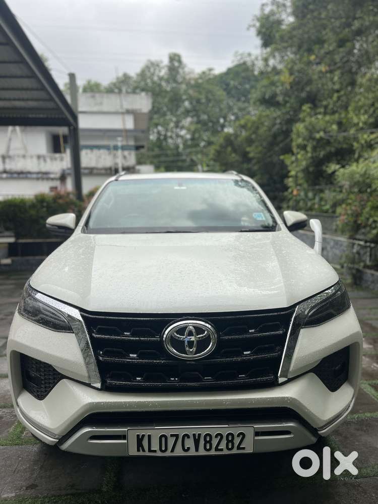 Toyota Fortuner 4x4 At 2.8 Diesel, 2021, Diesel