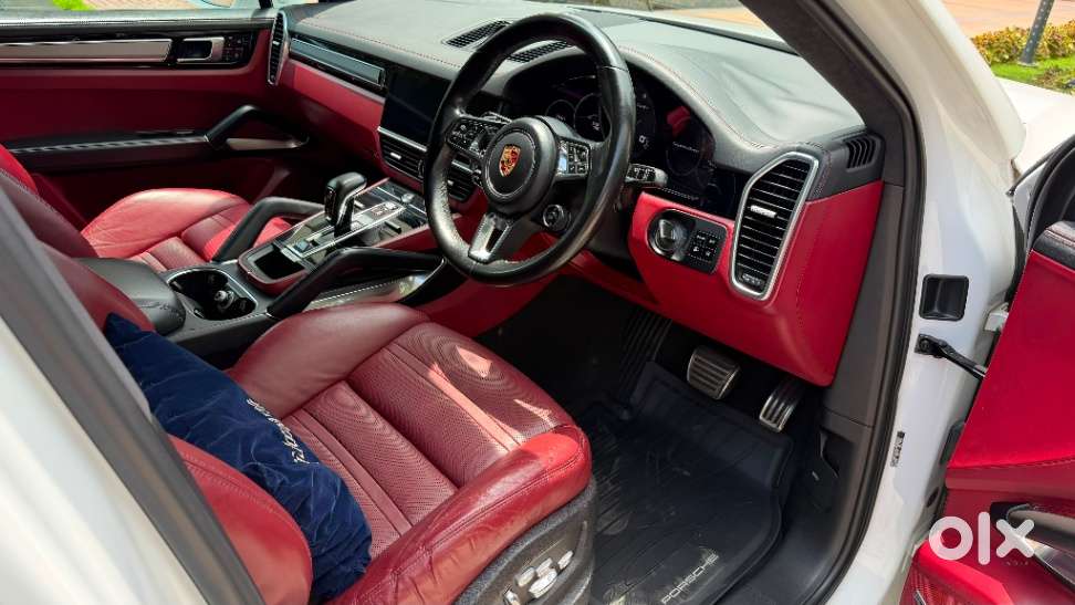 Porsche Cayenne Turbo, 2020, Petrol