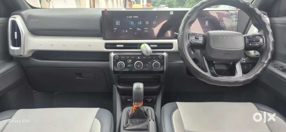 Hyundai Venue, 2025, Petrol