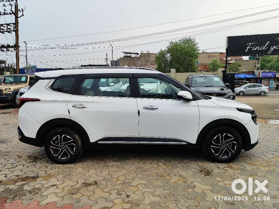 Kia Carens 1.5 Luxury Plus Diesel At 6 Str, 2022, Diesel
