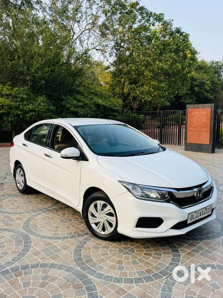 Honda City I-vtec Sv, 2017, Petrol