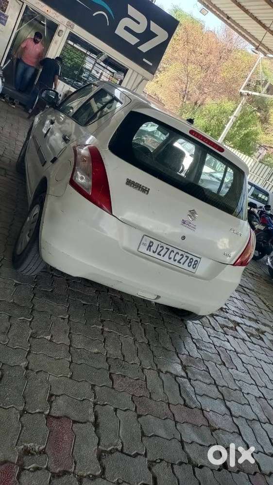 Maruti Suzuki Swift Ldi (o), 2012