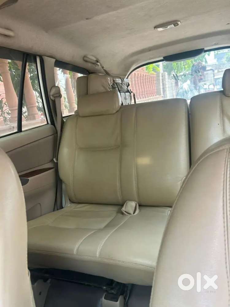 Toyota Innova 2.5 Gx 2006