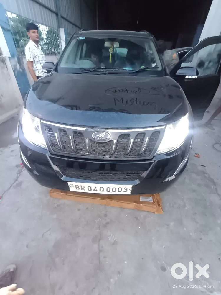 Mahindra Xuv500 2016 Diesel 180000 Km Driven