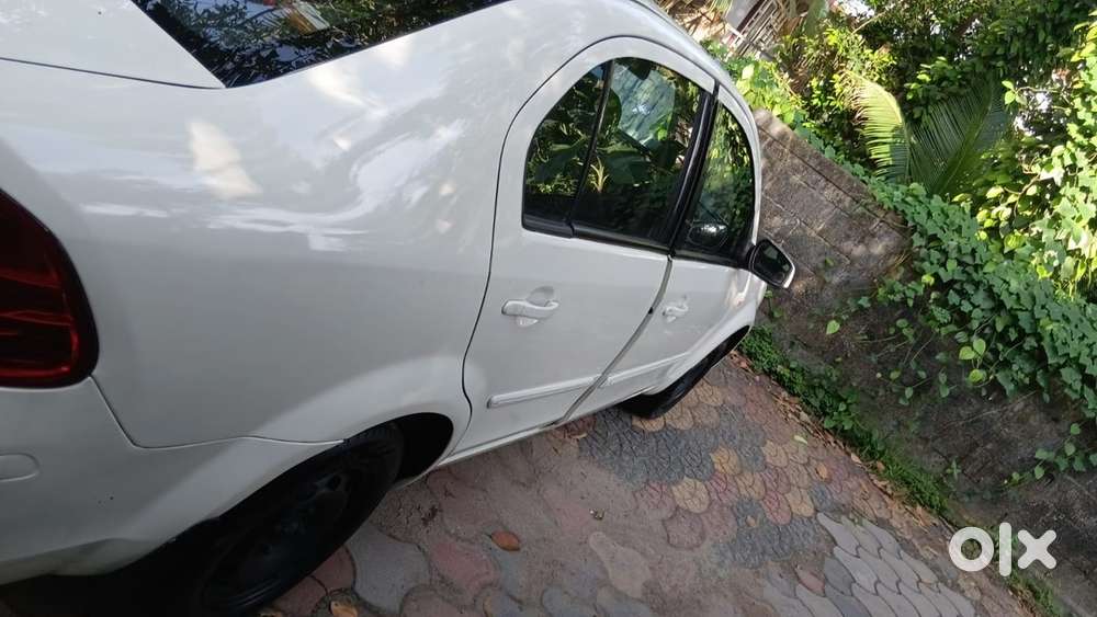 Ford Fiesta Classic 2015 Model