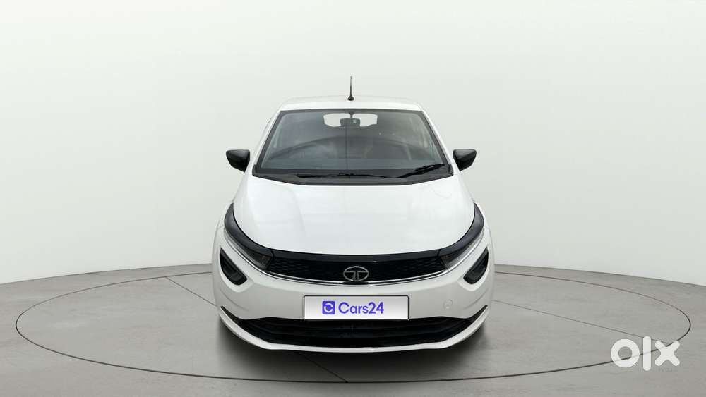Tata Altroz 1.2 Xe Plus Petrol, 2022, Petrol