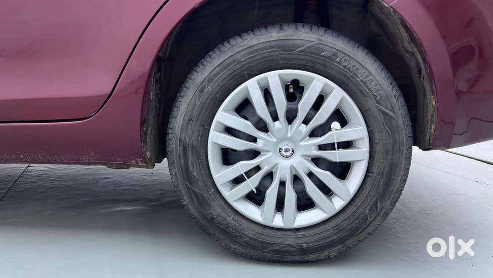 Maruti Suzuki Swift Dzire 1.3 Vxi, 2015, Petrol