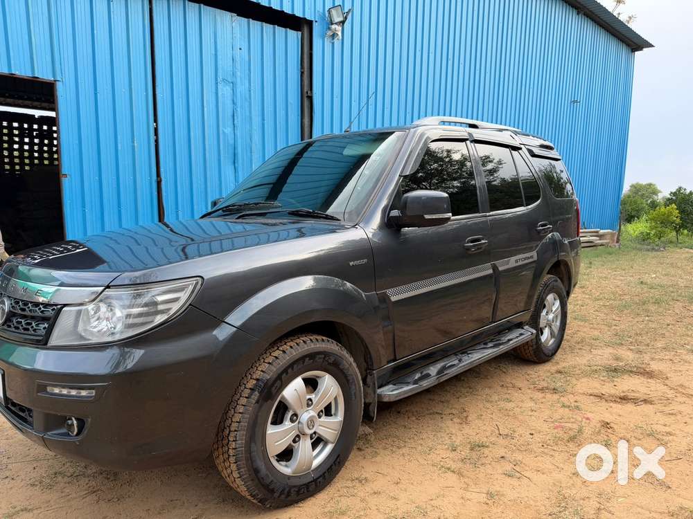 2018 Tata Safari Storme Diesel Manual Year