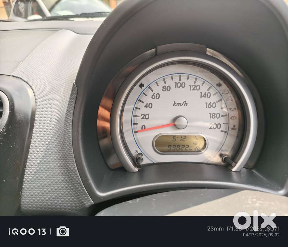 Maruti Suzuki Ritz Lxi, 2011, Petrol