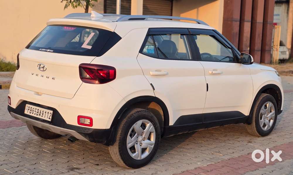 Hyundai Venue 1.2 S Plus, 2021