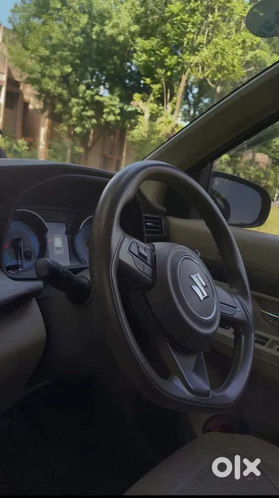 2021 Maruti Suzuki Ertiga Zxi Petrol  1st Owner  Accessories