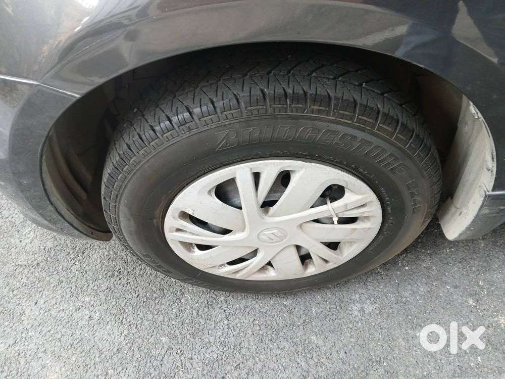 Maruti Suzuki Swift Vxi, 2015, Petrol