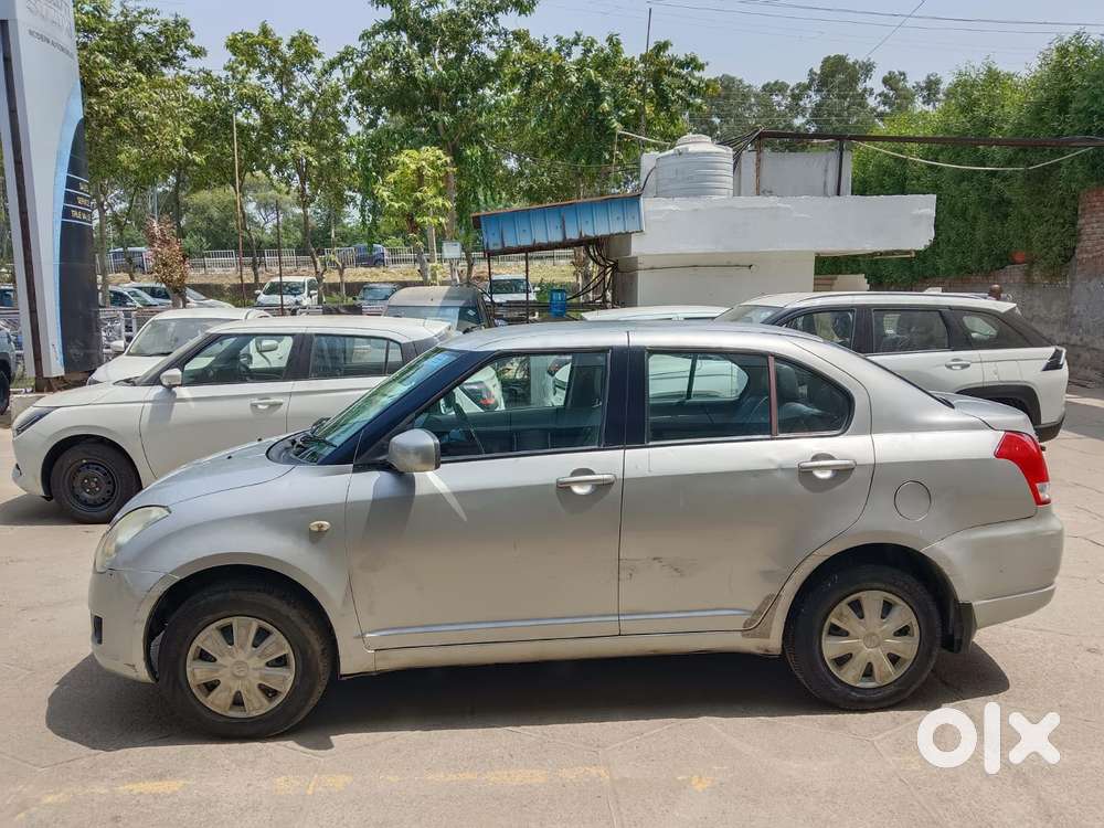 Maruti Suzuki Swift Dzire Vxi Optional, 2010, Petrol