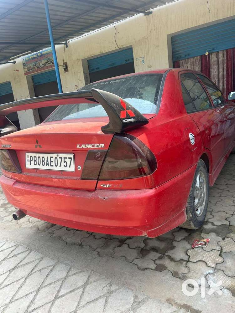 Mitsubishi Lancer Petrol 2001