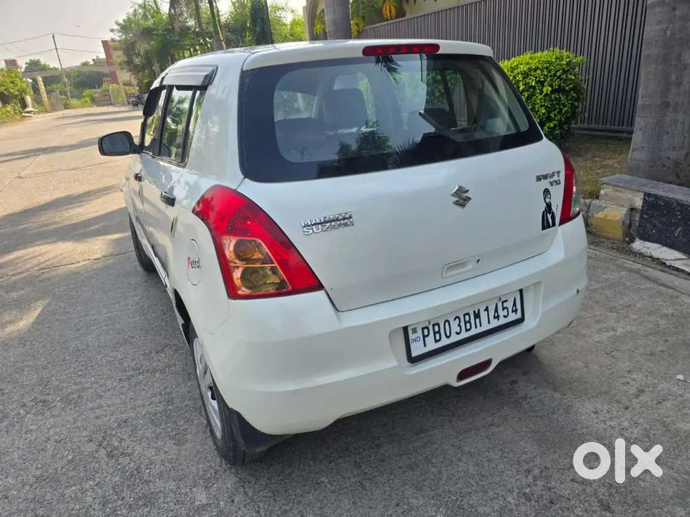 Maruti Suzuki Swift 2008 Petrol 70000 Km Driven