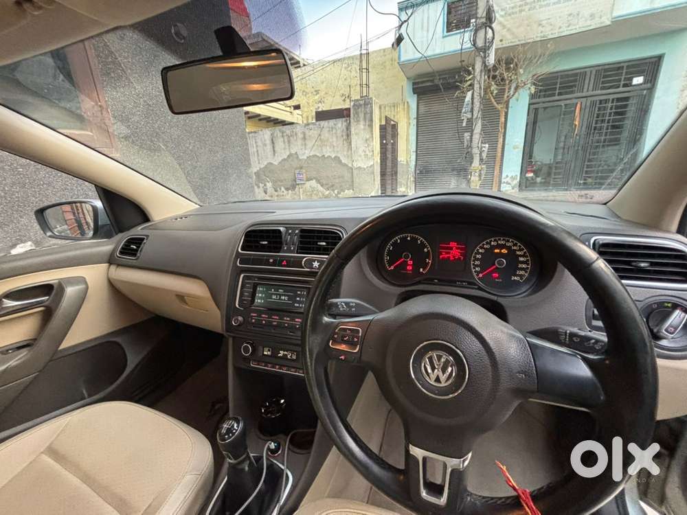 Volkswagen Vento Hybrid 2014