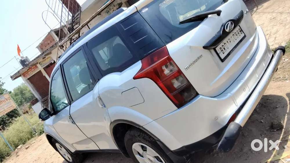 Mahindra Xuv500 2015 Diesel 75000 Km Driven