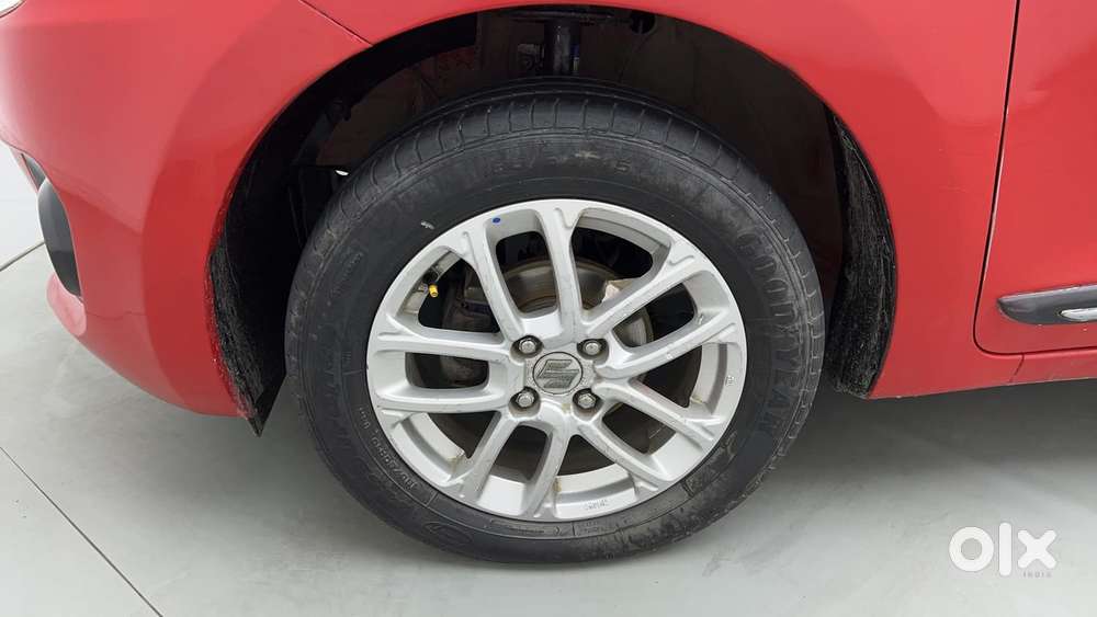Maruti Suzuki Swift Amt Zxi, 2018, Petrol