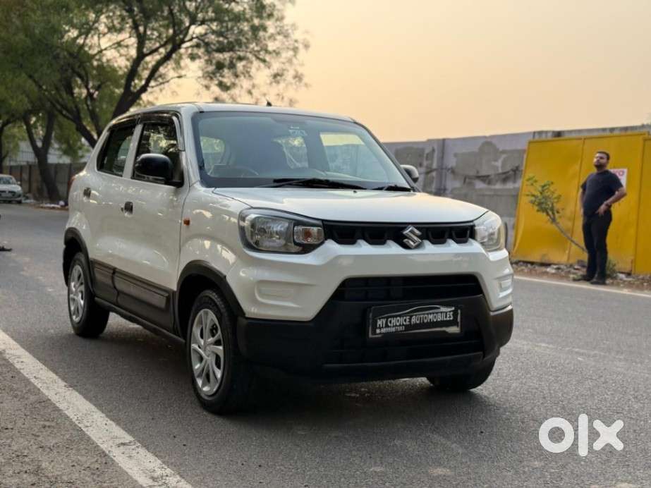Maruti Suzuki S-presso Vxi Opt, 2020, Petrol