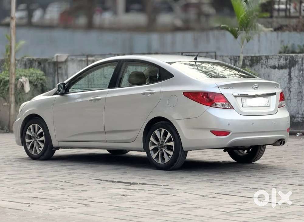 Hyundai Verna Vtvt 1.6 Sx, 2013, Petrol