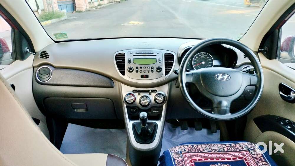 Hyundai I10 Sportz, 2014, Petrol
