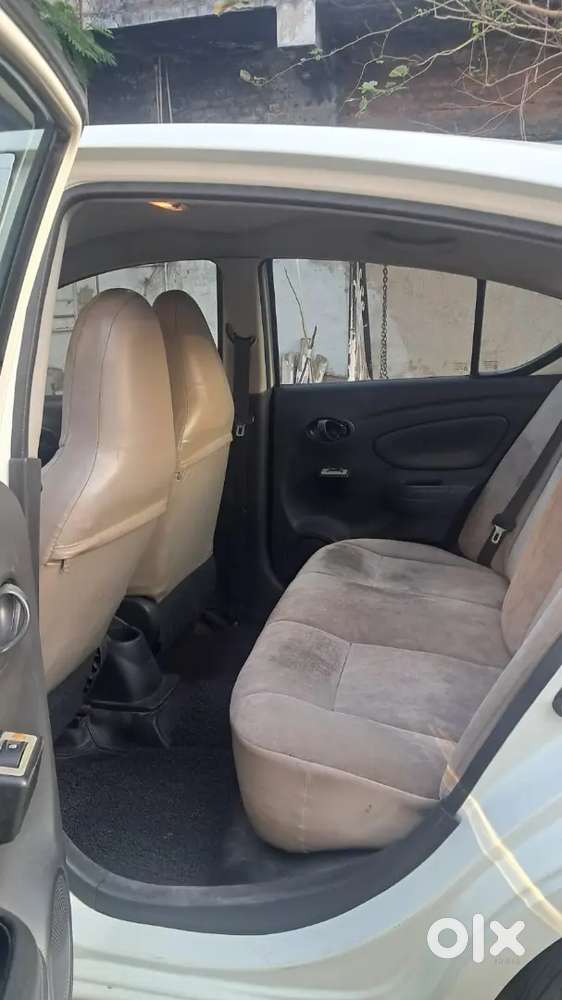 Nissan Sunny 2018 Diesel 121600 Km Driven