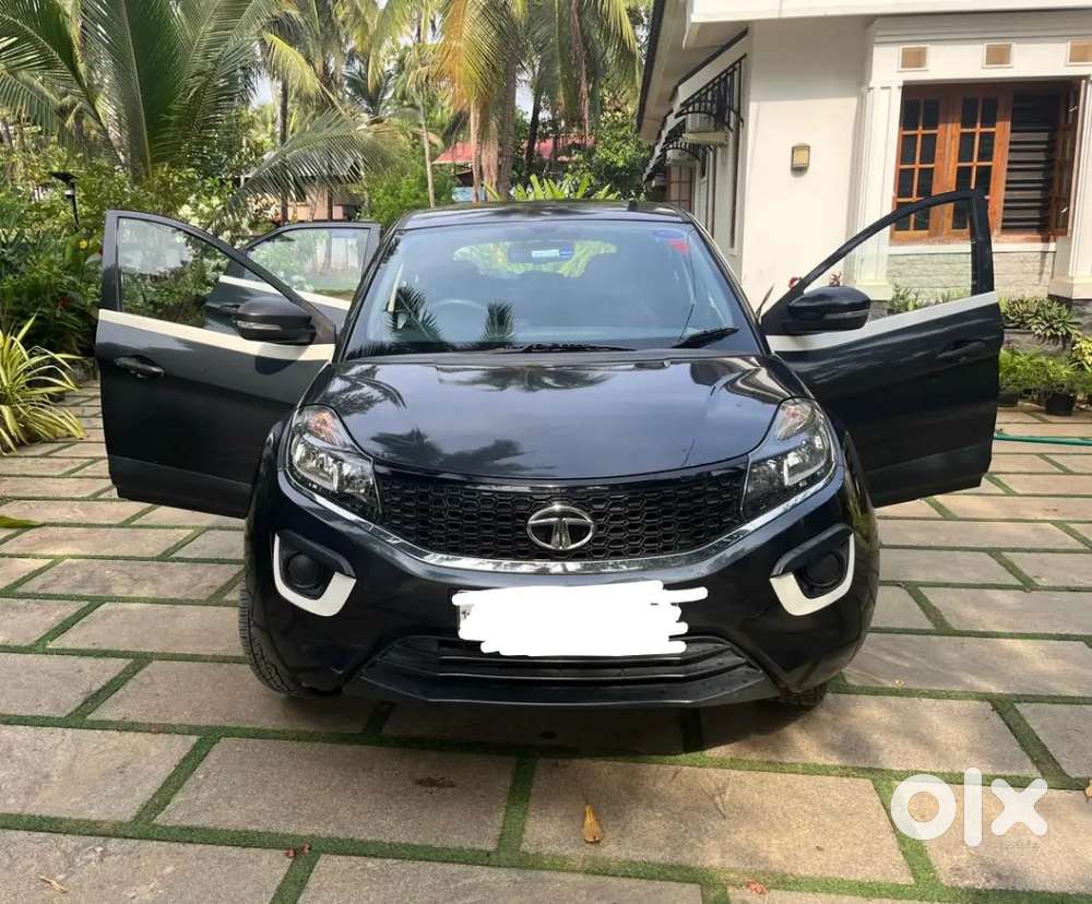 Tata Nexon 2018 Petrol 66000 Km Driven