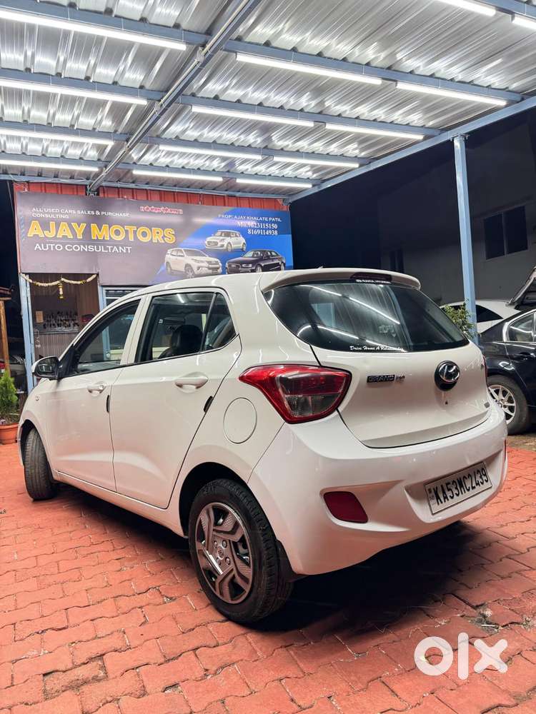 Hyundai Grand I10 Era, 2015, Petrol