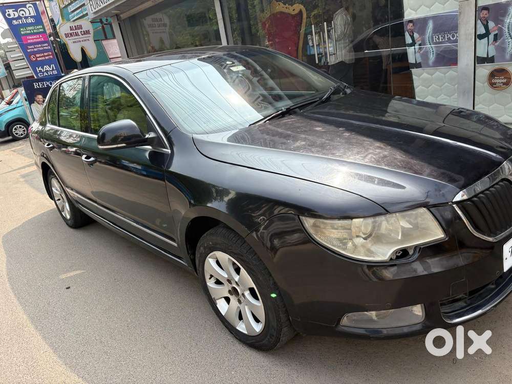 Skoda Superb 2008-2013 Ambition 2.0 Tdi Cr At, 2011, Petrol