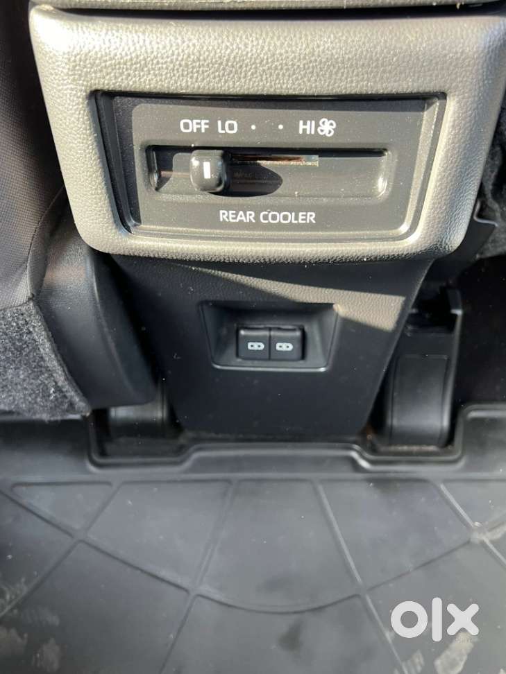 Toyota Innova Hycross 2.0 Gx 8 Str, 2024, Petrol