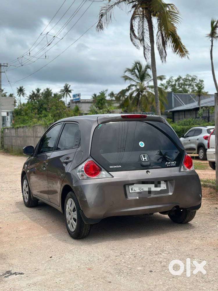 Honda Brio V Mt, 2012, Petrol