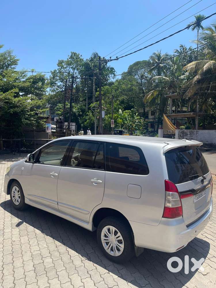 Toyota Innova Diesel 2014