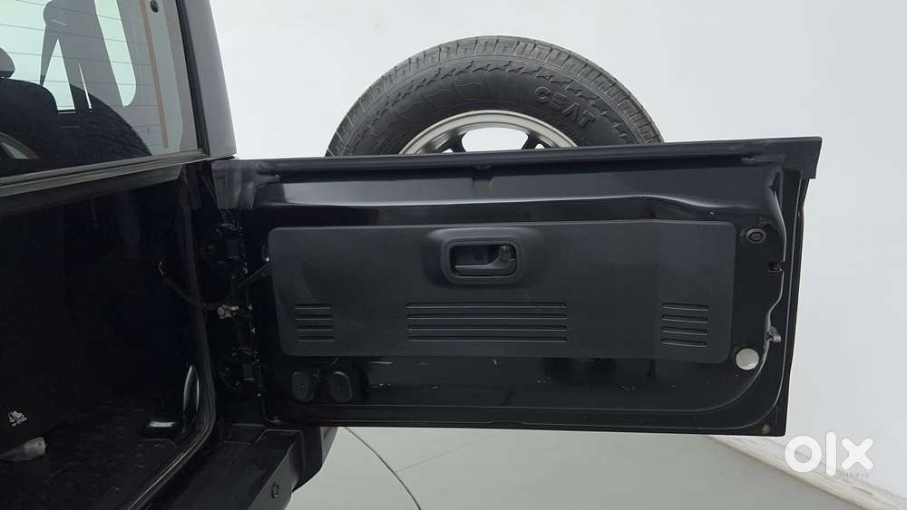 Mahindra Thar Lx Hard Top Petrol Mt 4wd, 2023, Petrol