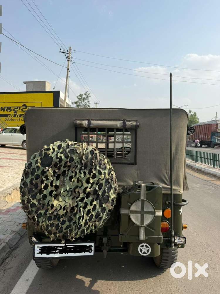 Mahindra Willy Jeep