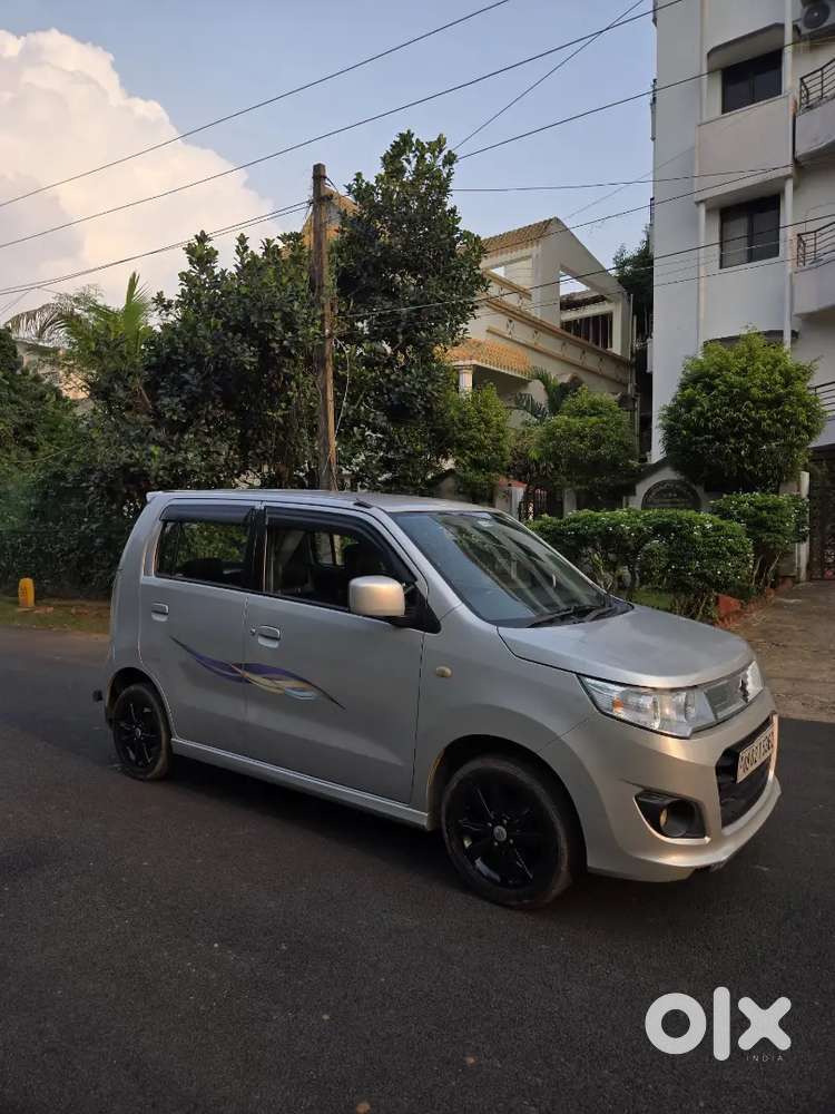 Maruti Suzuki Stingray 2015 Petrol Well Maintained