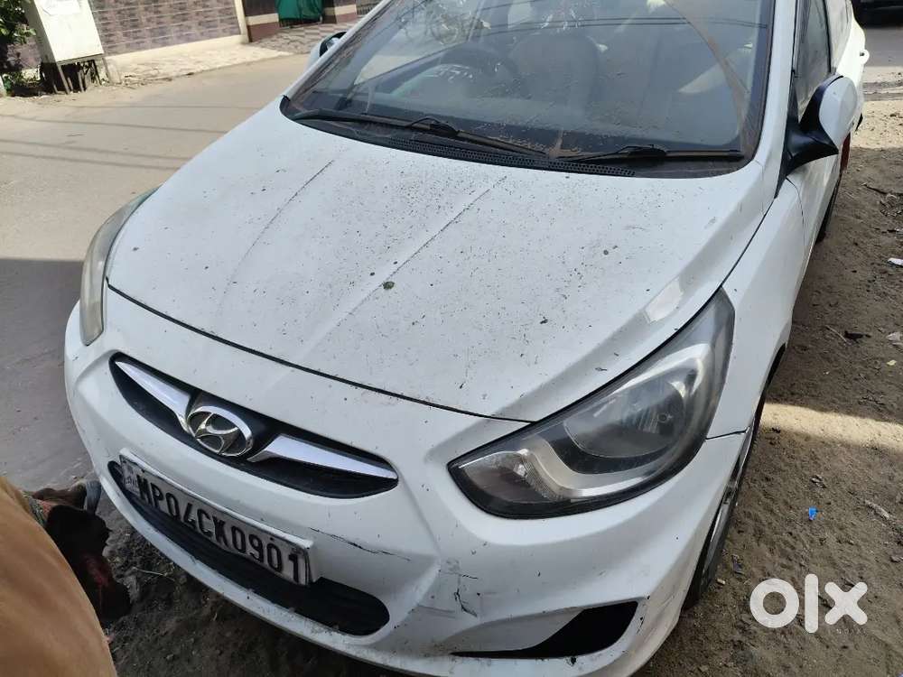 Hyundai Verna 1.4 Vtvt 2012