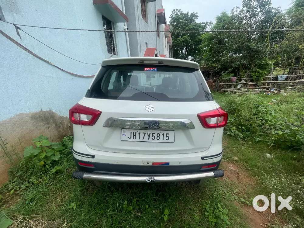 Maruti Brezza Lxi 2020