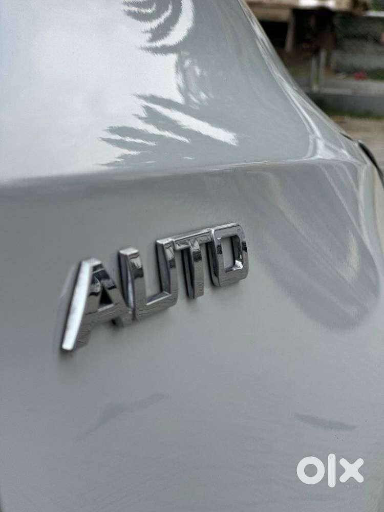 Kia Carnival Premium, 2021, Diesel