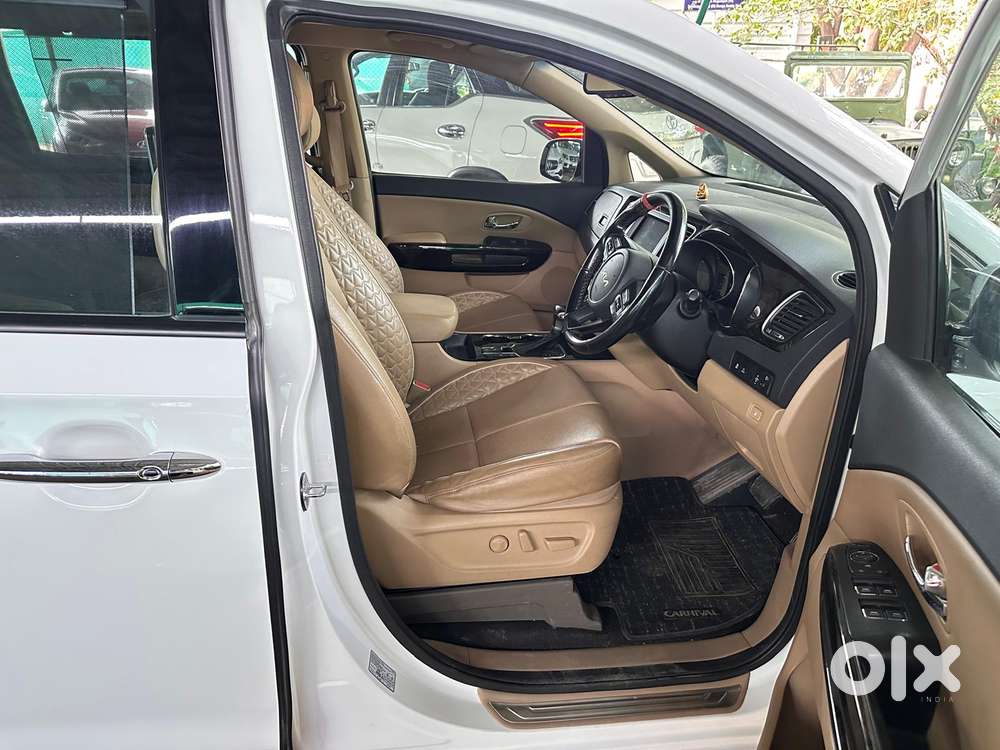 Kia Carnival Limousine Plus 7 Str, 2022, Diesel