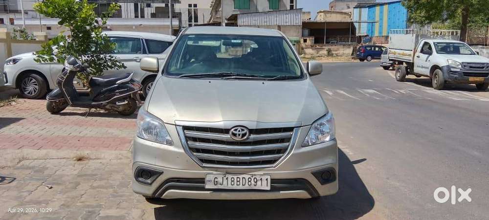 Toyota Innova 2015 Model Diesel Well Maintained
