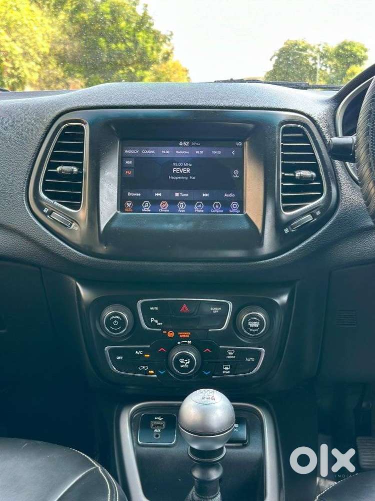 Jeep Compass 2.0 Longitude Option, 2017, Diesel