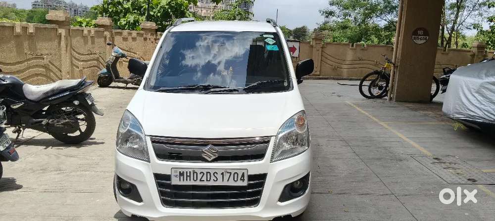 Top Condition.. New Tyres Touch Screen Reverse Camera Curtains Install