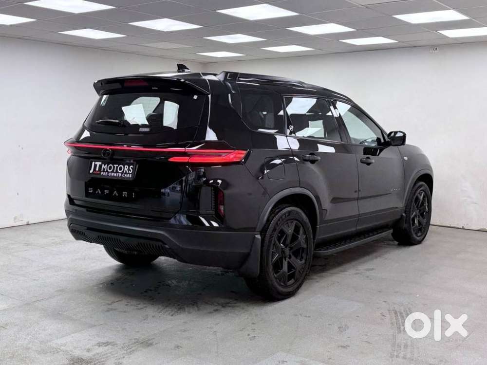 Tata Safari Accomplished Plus Dark Edition, 2025, Diesel